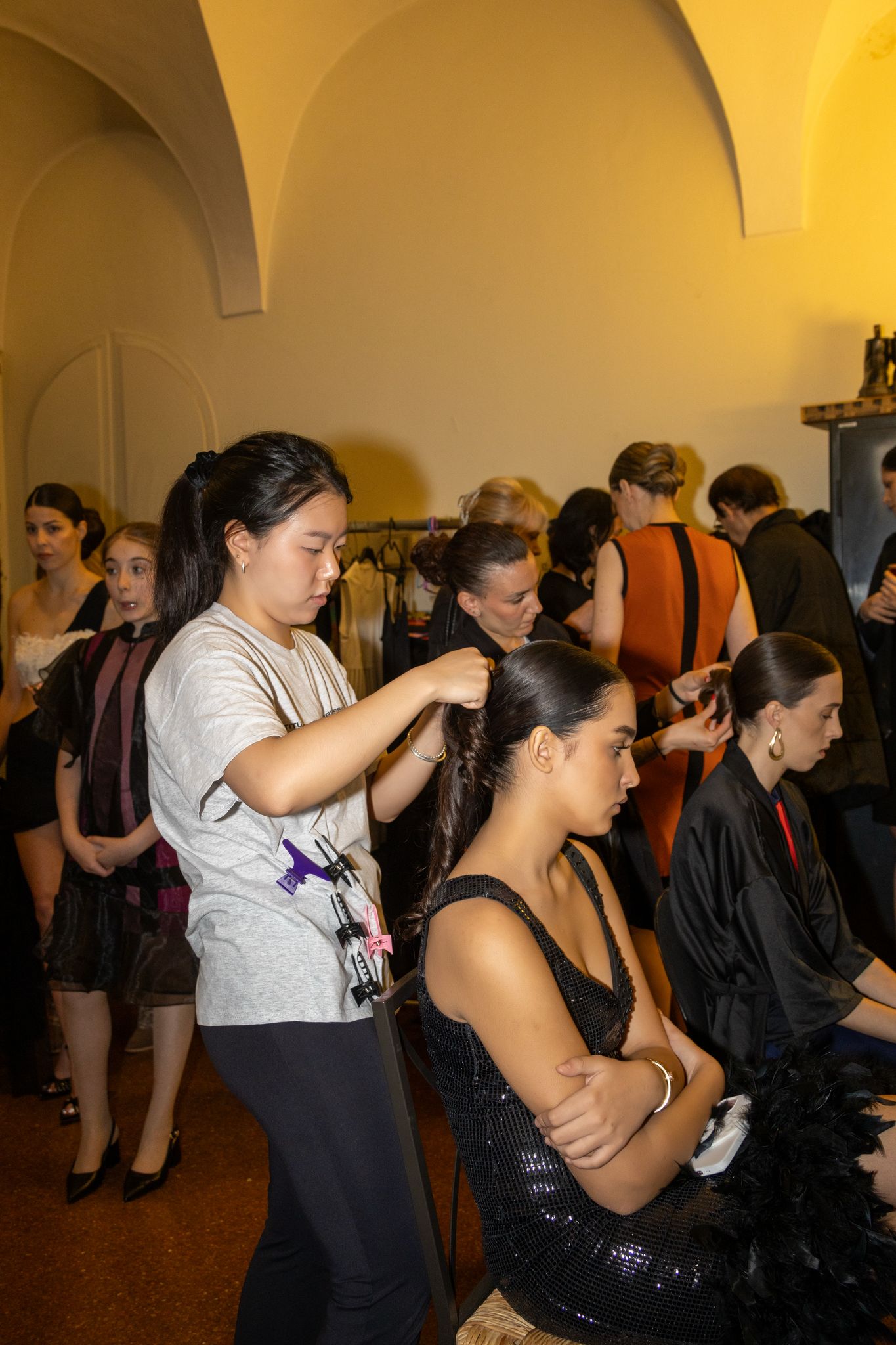 HAIR & MAKE-UP 